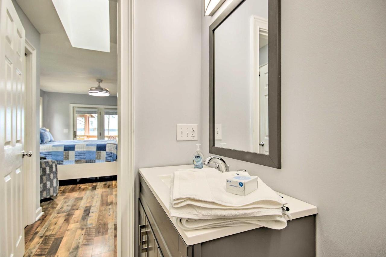 Gilbert Lakefront Retreat With Private Dock! Hollywood Point Zewnętrze zdjęcie